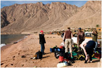 Fertigmachen zum Tauchen, Ägypten