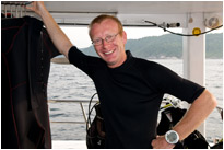 Fertig machen zum Tauchen / Thailand