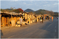 Straßenmarkt in der Nähe des Bridge Camp | Sambia