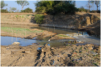 Reißende Flußdurchfahrt - sollen wir es wagen? | Sambia