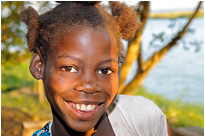 Ausgelassene Stimmung auf dem Campingplatz beie Tete | Mosambik